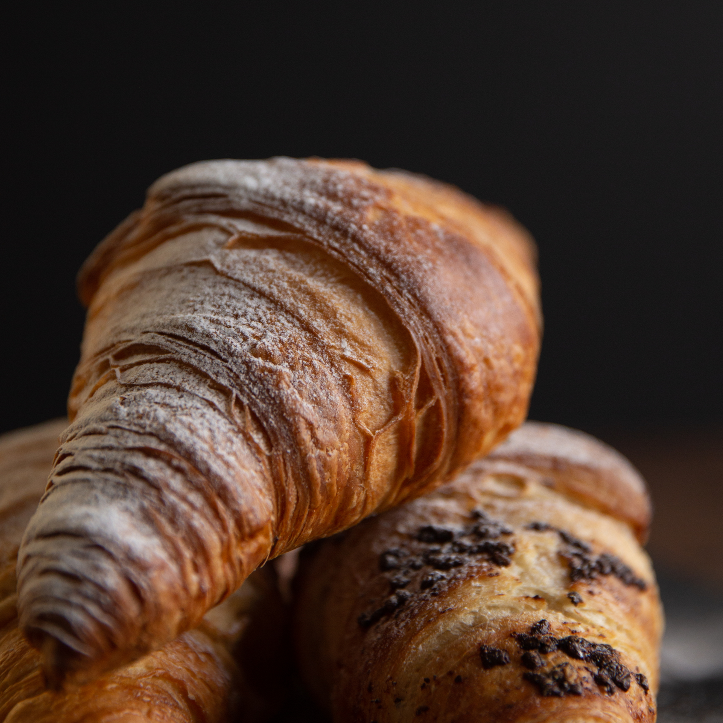 Bánh sừng trâu vị sô cô la Massimo 300 g