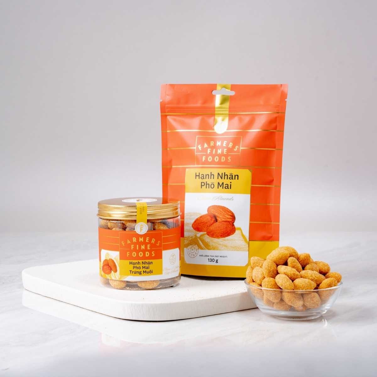 Farmers Fine Foods Cheese Almonds 130 g