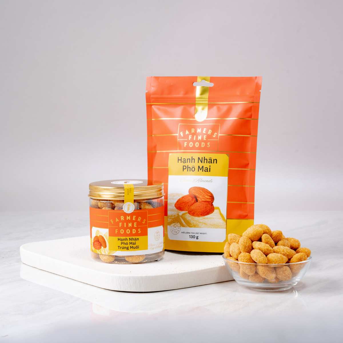 Farmers Fine Foods Cheese Almonds 170 g