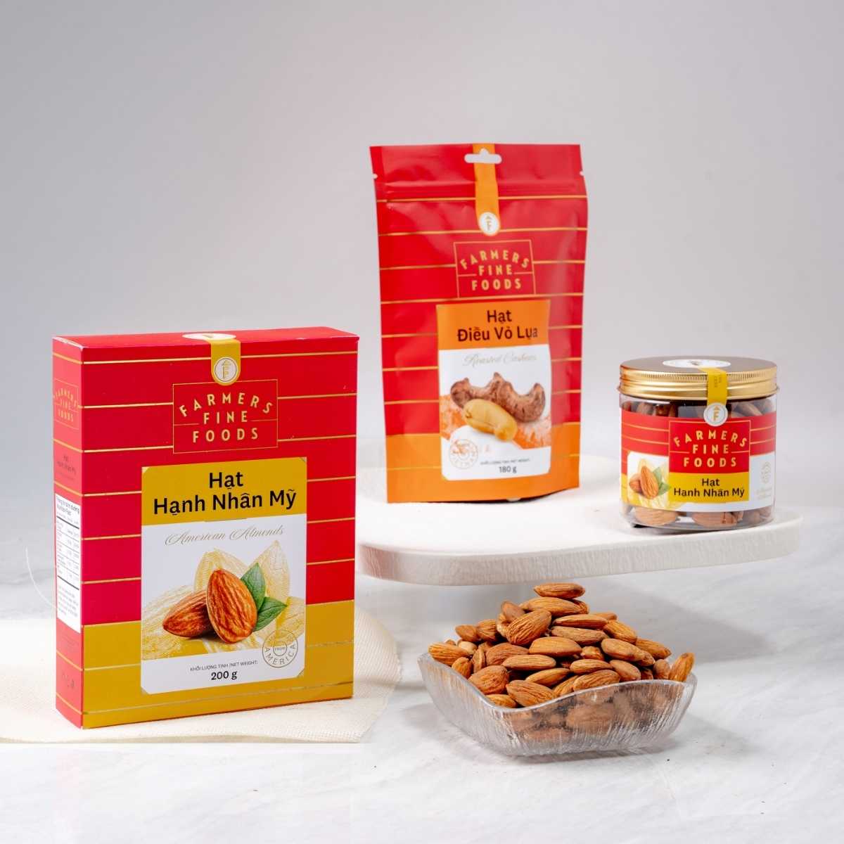 Farmers Fine Foods American Almonds 180g