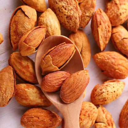 Hạt hạnh nhân rang bơ Farmers Fine Foods 140 g ( Hủ nhựa )